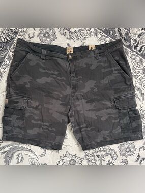 Men's Redhead Black Camo Cargo Shorts